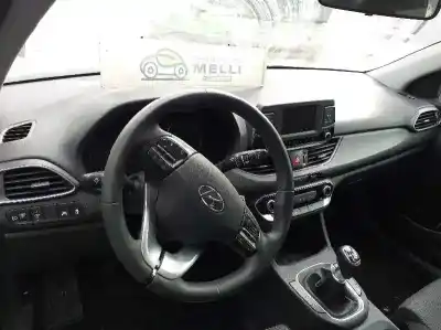 Veículo de Sucata hyundai i30 cw (pd) trend do ano 2001 alimentado g3lc