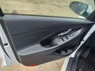 Veículo de Sucata hyundai i30 cw (pd) trend do ano 2001 alimentado g3lc