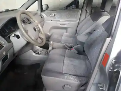 Veículo de Sucata mazda premacy (cp) td active do ano 2001 alimentado rf4f