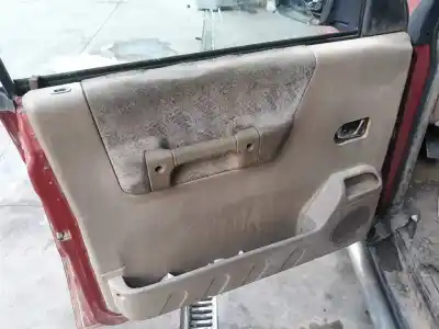 Véhicule à la ferraille land rover discovery (lt) td5 de l'année 2000 alimenté 10p