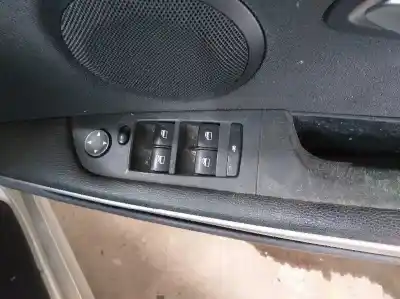 Veículo de Sucata bmw serie 3 berlina (e90) 318i do ano 2001 alimentado n46b20