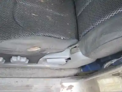 Veículo de Sucata mitsubishi montero (v60/v70) 3.2 di-d all-four do ano 2002 alimentado 4m41