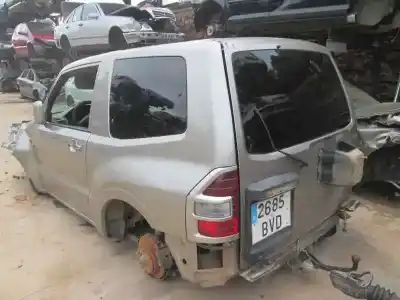Veículo de Sucata mitsubishi montero (v60/v70) 3.2 di-d all-four do ano 2002 alimentado 4m41