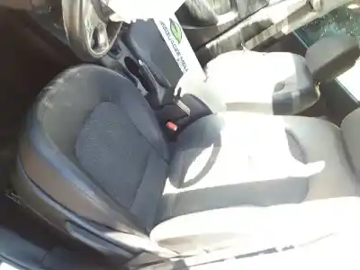 Veículo de Sucata hyundai ix35 comfort 2wd do ano 2001 alimentado d4fd