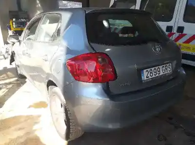Здавання транспортного засобу toyota auris active року 2009 потужний 1ndtv