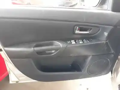 Veículo de Sucata mazda 3 sedán (bk) 1.6 di turbo (bk12y) do ano 2005 alimentado y6