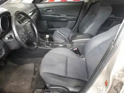 Veículo de Sucata mazda 3 sedán (bk) 1.6 di turbo (bk12y) do ano 2005 alimentado y6