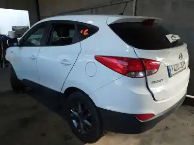 Veículo de Sucata hyundai ix35 sle 2wd do ano 2001 alimentado 