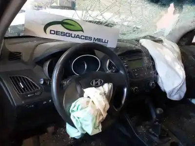 Veículo de Sucata hyundai ix35 sle 2wd do ano 2001 alimentado 