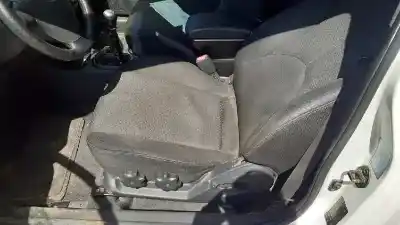 Veículo de Sucata hyundai accent (mc) gl crdi do ano 2006 alimentado d4fa