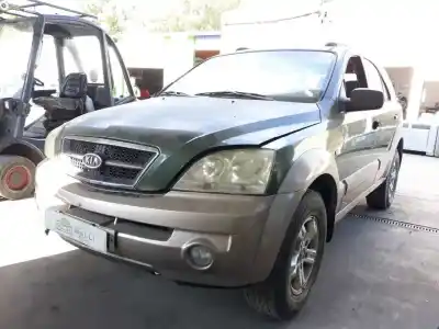 Vehicul casat KIA SORENTO 2.5 CRDi EX al anului 2003 alimentat D4CB