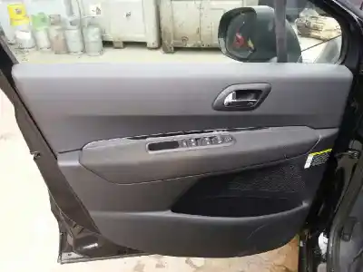 Veicolo di demolizione peugeot 5008 style 150 cv / 110 kw dell'anno 2001 alimentato 9h05