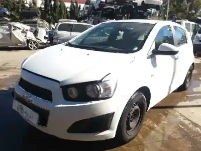 Véhicule à la ferraille chevrolet aveo berlina hatchback ls de l'année 2012 alimenté a12xer