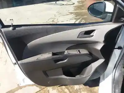 Véhicule à la ferraille chevrolet aveo berlina hatchback ls de l'année 2012 alimenté a12xer