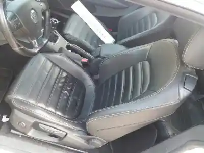 Veículo de Sucata volkswagen scirocco (137) 2.0 16v t fsi / tsi do ano 2001 alimentado caw