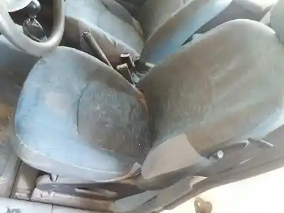 Здавання транспортного засобу renault kangoo (f/kc0) alize 64 cv / 47 kw року 1998 потужний f8q630 Здавання транспортного засобу renault kangoo (f/kc0) alize 64 cv / 47 kw року 1998 потужний f8q630
