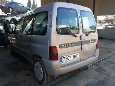 Veículo de Sucata citroen berlingo 2.0 hdi sx plus familiar do ano 2005 alimentado d-rhy