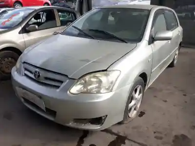 Veículo de Sucata toyota corolla (e12) 2.0 d-4d sol sedán do ano 2005 alimentado d-1cd ftv