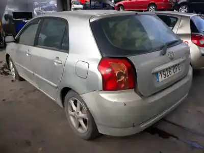 Veículo de Sucata toyota corolla (e12) 2.0 d-4d sol sedán do ano 2005 alimentado d-1cd ftv