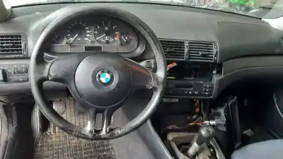 Veículo de Sucata bmw serie 3 berlina (e46) 316i do ano 2002 alimentado n42b18