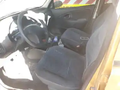 Veículo de Sucata citroen saxo 1.5 diesel 42 do ano 2001 alimentado vjx