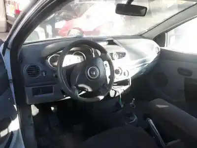 Scrapping Vehicle renault clio iii authentique of the year 2006 powered k9k768