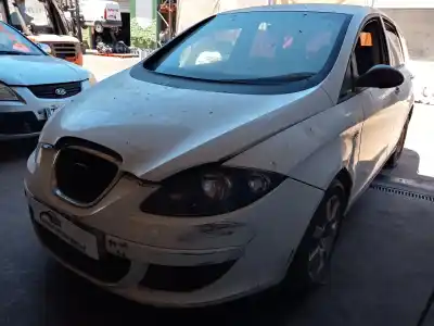 Veículo de Sucata seat toledo iii (5p2) 1.9 tdi do ano 2001 alimentado bkc