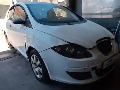 Veículo de Sucata seat toledo iii (5p2) 1.9 tdi do ano 2001 alimentado bkc