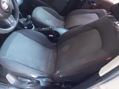 Veículo de Sucata seat toledo iii (5p2) 1.9 tdi do ano 2001 alimentado bkc