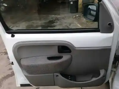 Здавання транспортного засобу renault kangoo (f/kc0) alize року 2005 потужний k9k700 Здавання транспортного засобу renault kangoo (f/kc0) alize року 2005 потужний k9k700