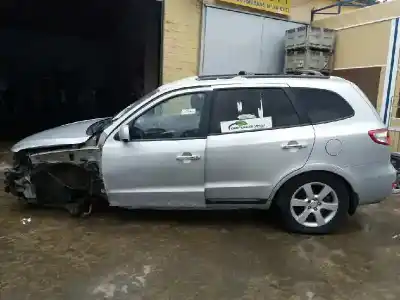 Scrapping Vehicle hyundai santa fe (bm) 2.2 crdi cat of the year 2001 powered d4eb