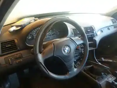 Veículo de Sucata bmw serie 3 berlina (e46) 320d do ano 2000 alimentado 204d1