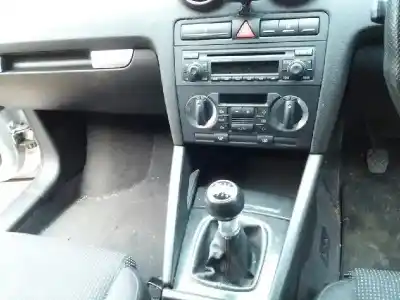 Veículo de Sucata audi a3 sportback (8p) 2.0 tdi ambition do ano 2006 alimentado bkd