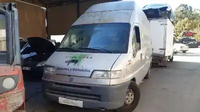 Здавання транспортного засобу FIAT DUCATO CAJA CERR. TECHO SOBREELEV. (DESDE 03.02) Maxi 2.8 JTD 4X4  Batalla 3700 128 CV / 94 KW року 2001 потужний 8140.43S GASOLEO
