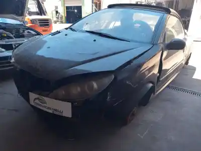 Veículo de Sucata peugeot 206 cc cc do ano 2005 alimentado rfn