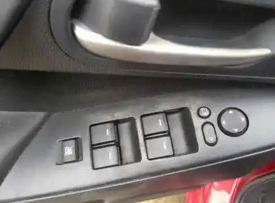 Vehicul casat mazda 3 lim. (bl) active al anului 2010 alimentat y601