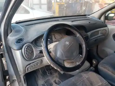 Здавання транспортного засобу renault scenic (ja..) 1.9 dti diesel cat року 2001 потужний f9q736