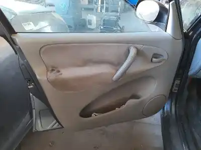 Veicolo di demolizione citroen xsara picasso (n68) 2.0 hdi dell'anno 2004 alimentato rhy