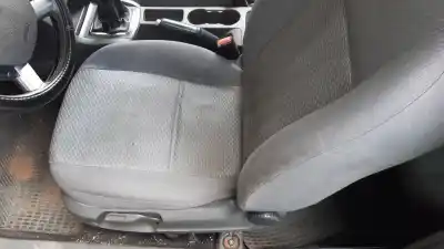 Veículo de Sucata ford focus berlina (cap) trend do ano 2005 alimentado hwda