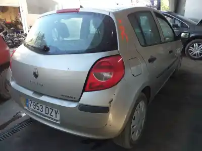 Veículo de Sucata renault clio iii confort dynamique do ano 2006 alimentado k9k766