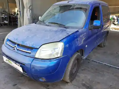 Veículo de Sucata citroen berlingo 2.0 hdi sx plus familiar do ano 2006 alimentado rhy