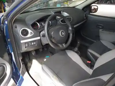 Veículo de Sucata renault clio iii authentique do ano 2009 alimentado k9k768