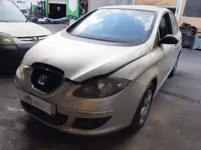 Veículo de Sucata SEAT TOLEDO III (5P2) 1.6 do ano 2004 alimentado BGU
