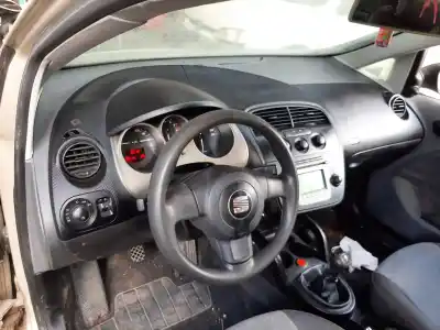 Veículo de Sucata seat toledo iii (5p2) 1.6 do ano 2004 alimentado bgu