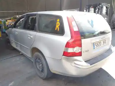 Veículo de Sucata volvo v50 familiar 2.0 d kinetic do ano 2004 alimentado d4204t