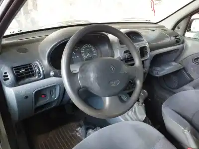 Утилизация автомобиля renault clio ii fase i (b/cbo) 1.2 года 2001 питание d7f720