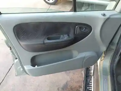 Здавання транспортного засобу renault scenic (ja..) 1.9 dci authentique року 2001 потужний f9q732