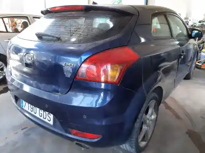 Scrapping Vehicle kia pro_ceed emotion 140 cv / 103 kw of the year 2001 powered d4ea