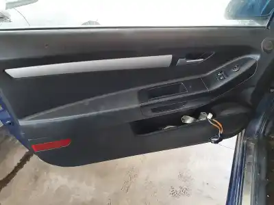 Scrapping Vehicle kia pro_ceed emotion 140 cv / 103 kw of the year 2001 powered d4ea