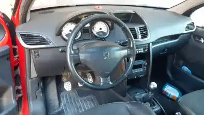Veículo de Sucata peugeot 207 gt do ano 2001 alimentado 5fx